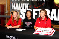 Olive Naotala With Coaches Nicole Dickson And Kelly Raines