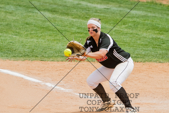 Samantha Ohmie Catching At First