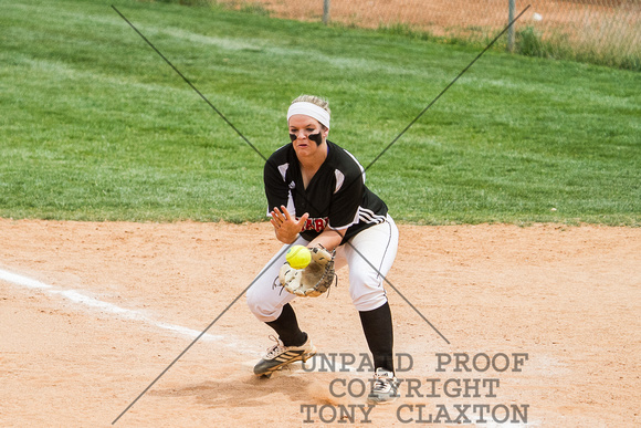 Samantha Ohmie Catching At First