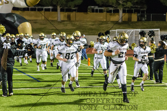 Team Running From Steer Tunnel