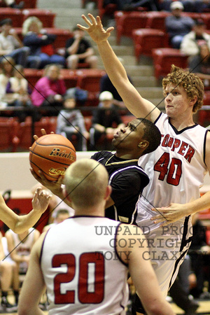 Ty’ral Driving For A Layup