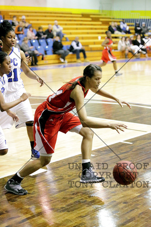 Jade Jones Reaching For A Loose Ball