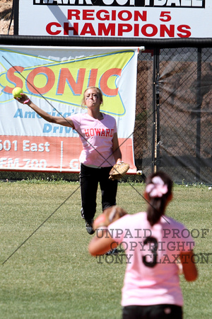 Linzee Yarbar Throwing To Olive Naotala