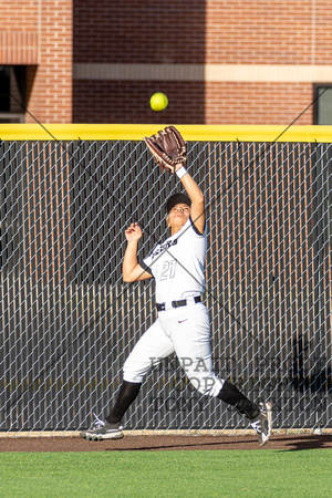 Gissele Holguin Catching In Center Field