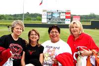 Donna, Wendi, Margaret And Twylia In Front Of LaGrave Scoreboard