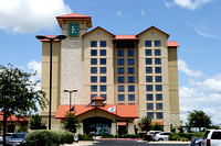 Embassy Suites San Marcos - Outside