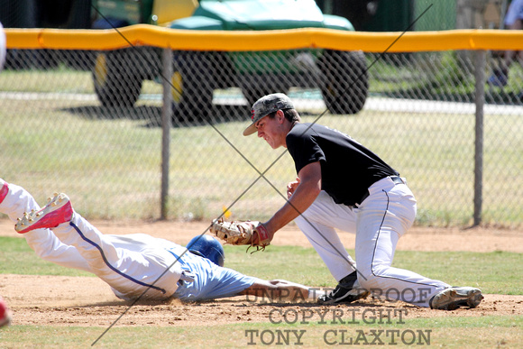 Hawk 1st Baseman Tagging The Runner