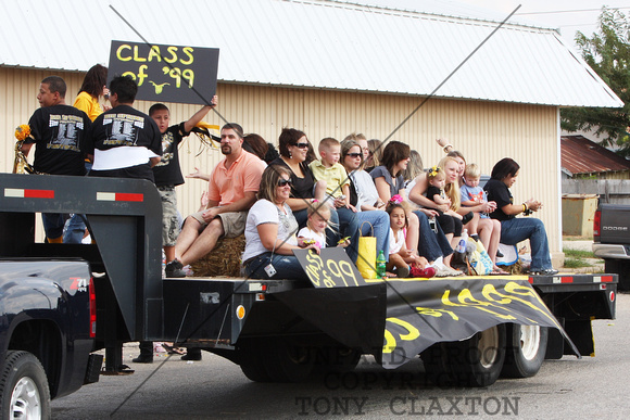 Class Of '99 On Their Float
