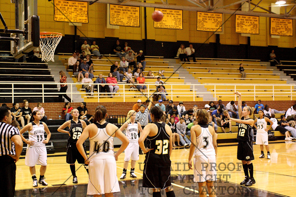Linzee Shooting A Free Throw