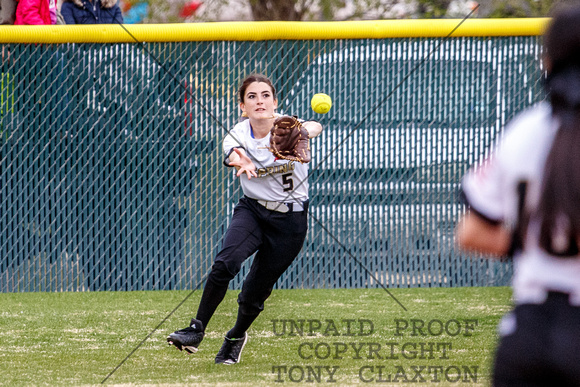 Abby Luna Catching In Right