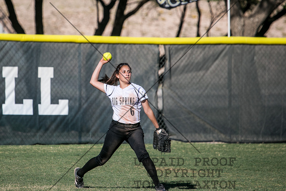 Jaci Aguilar Throwing From Center
