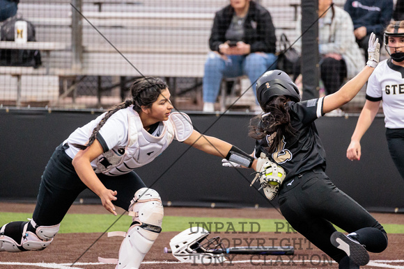 Cloe Viasana Tagging Out At Home Plate