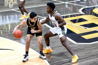 Isaiah Holloway