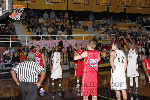 Sydney Sinking A Free Throw