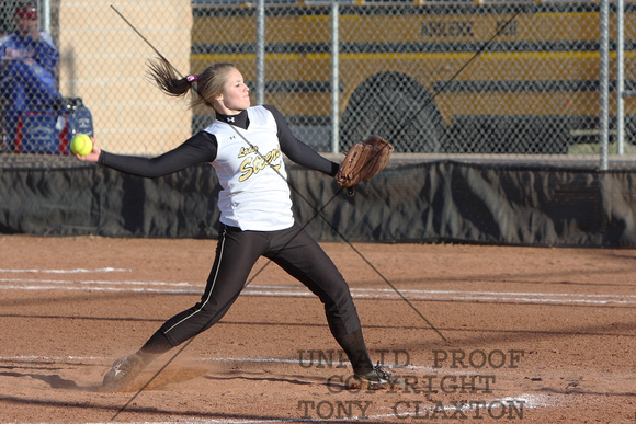 Kenzie Winding Up To Pitch