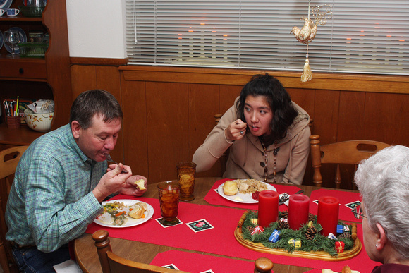 Ty, Andrea and Virginia Eating