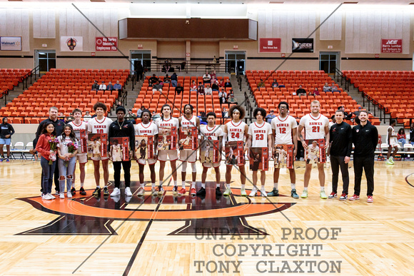 HC Mens Basketball Coaches And Sophomores