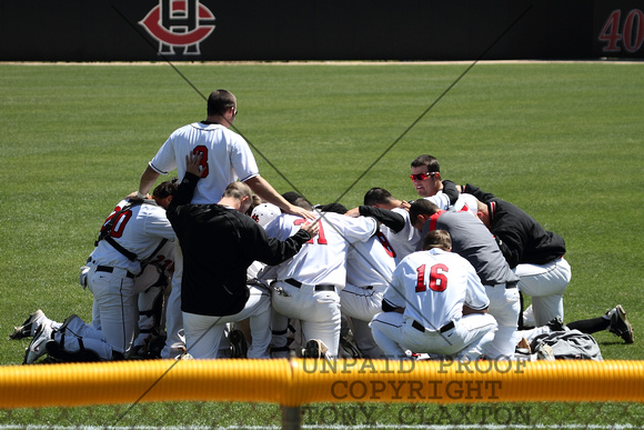 Team Praying Before The Game