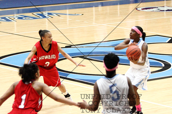 Porsche Young And Kali Jerrell Guarding The Ball